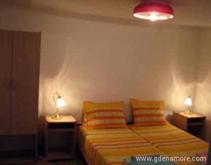 Villa Ponta, , private accommodation in city Dobre Vode, Montenegro - Posejdon